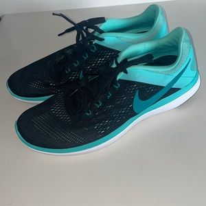 Brand new Nike shoes
